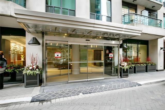 1107 - 300 Bloor St E, Condo with 2 bedrooms, 2 bathrooms and 1 parking in Toronto ON | Image 12