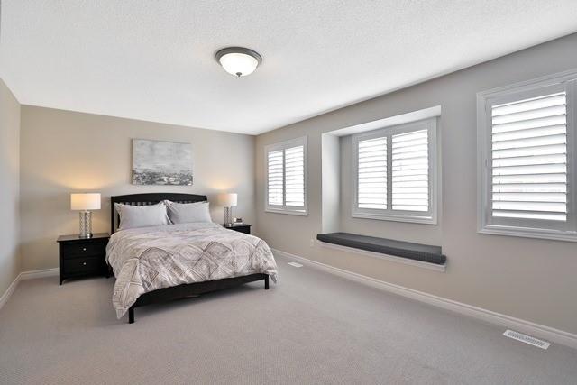 1246 Agram Dr, House attached with 3 bedrooms, 3 bathrooms and 4 parking in Oakville ON | Image 5