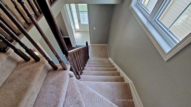 92 Mcbride Ave, House detached with 3 bedrooms, 2 bathrooms and 2 parking in Clarington ON | Image 11