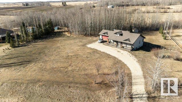 10 - 1319 Twp Rd 510, House detached with 4 bedrooms, 3 bathrooms and null parking in Parkland County AB | Image 2