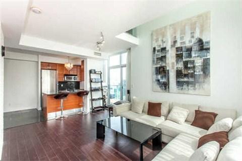 lph08 - 1 Avondale Ave, Condo with 2 bedrooms, 2 bathrooms and 1 parking in Toronto ON | Image 4