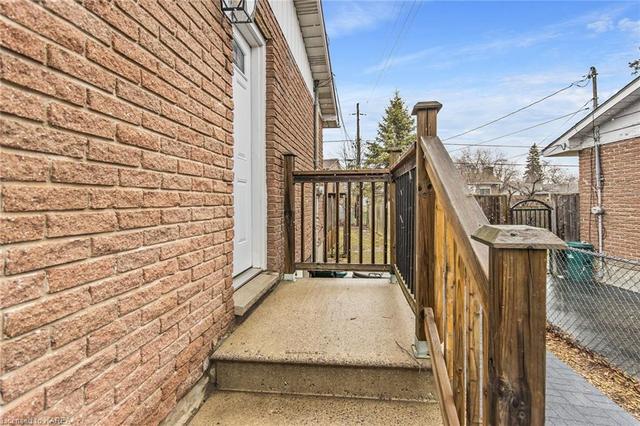 674 Sussex Boulevard, House detached with 4 bedrooms, 2 bathrooms and 2 parking in Kingston ON | Image 25