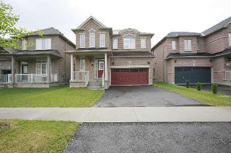 8 Tomabrook Cres, House detached with 4 bedrooms, 4 bathrooms and 4 parking in Brampton ON | Image 1