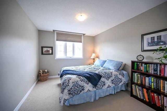 36 Oakhaven Pl, Townhouse with 3 bedrooms, 3 bathrooms and 2 parking in Hamilton ON | Image 15