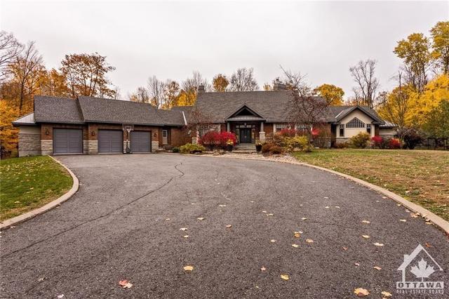 32 Marchvale Drive, House detached with 5 bedrooms, 5 bathrooms and 10 parking in Ottawa ON | Image 1