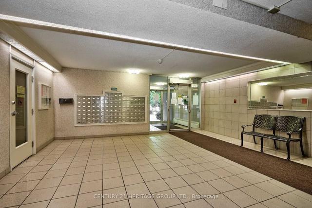 1004 - 1966 Main St W, Condo with 3 bedrooms, 2 bathrooms and 1 parking in Hamilton ON | Image 11