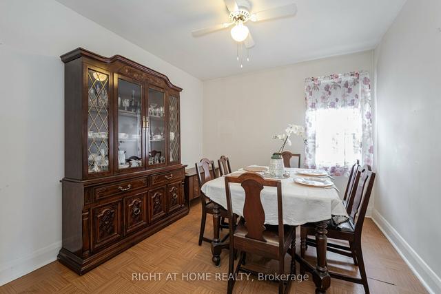 19 Hillary Ave, House detached with 2 bedrooms, 2 bathrooms and 2 parking in Toronto ON | Image 8
