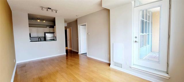 311 - 438 Richmond St W, Condo with 1 bedrooms, 1 bathrooms and 1 parking in Toronto ON | Image 10