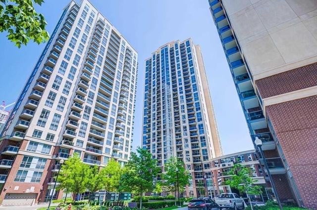 Lph7 - 3 Michael Power Pl, Condo with 2 bedrooms, 2 bathrooms and 1 parking in Toronto ON | Image 1