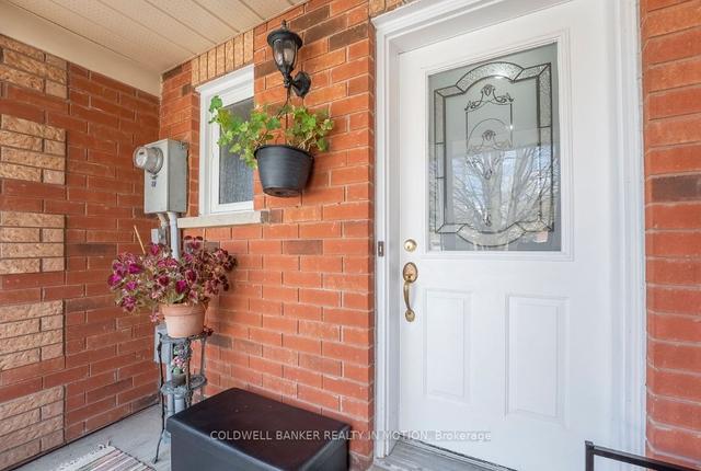 69 Silverdart Cres, House attached with 3 bedrooms, 3 bathrooms and 3 parking in Richmond Hill ON | Image 36