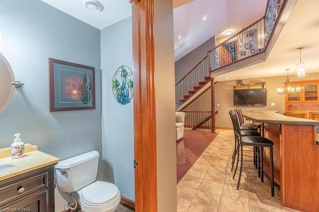 35 Spring Garden Boulevard, House detached with 4 bedrooms, 3 bathrooms and 8 parking in St. Catharines ON | Image 14