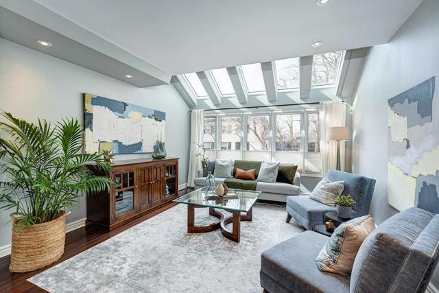 10a Victoria Park Ave, House semidetached with 3 bedrooms, 3 bathrooms and 2 parking in Toronto ON | Image 22