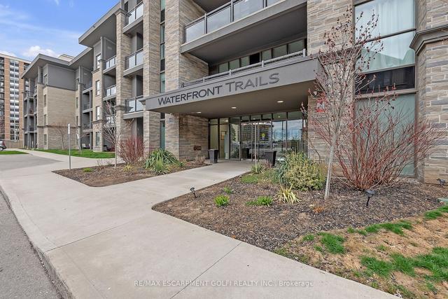 303 - 35 Southshore Cres, Condo with 1 bedrooms, 1 bathrooms and 1 parking in Hamilton ON | Image 4