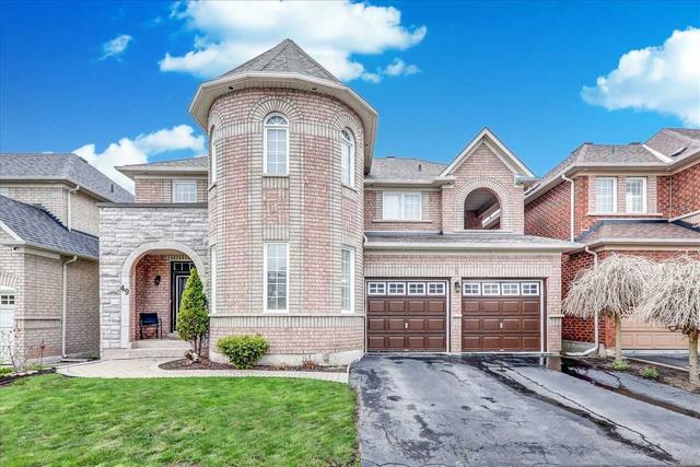 49 Boulderbrook Dr, House detached with 5 bedrooms, 4 bathrooms and 4 parking in Toronto ON | Image 1