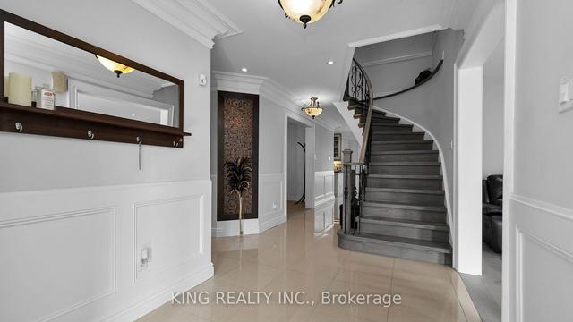 19 Kirk Dr, House detached with 5 bedrooms, 5 bathrooms and 8 parking in Brampton ON | Image 38