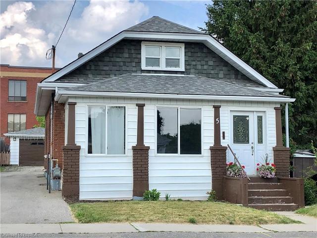 5 Eastbourne Street, House detached with 3 bedrooms, 1 bathrooms and 4 parking in Brantford ON | Image 1