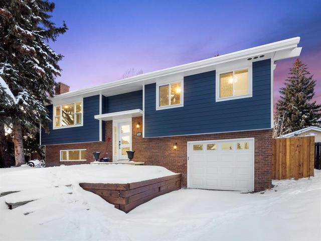 6527 54 Street Nw, House detached with 4 bedrooms, 2 bathrooms and 4 parking in Calgary AB | Image 1