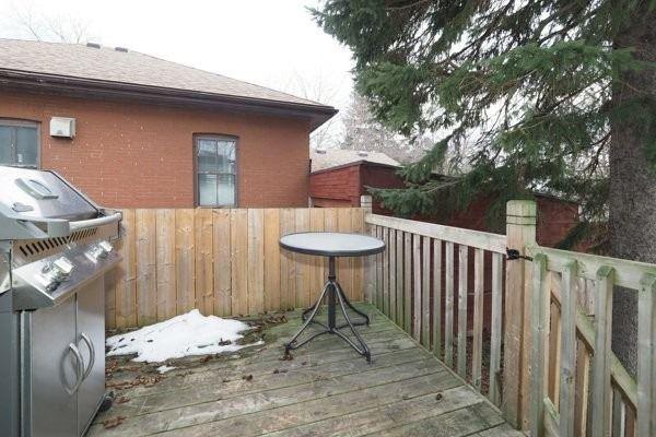 632 Woolwich St, House detached with 4 bedrooms, 2 bathrooms and 4 parking in Guelph ON | Image 4