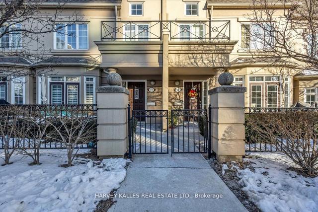 th20 - 2 Rean Dr, Townhouse with 2 bedrooms, 3 bathrooms and 2 parking in Toronto ON | Image 1