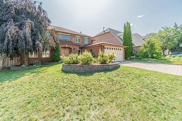 4 Chalmers Crt, House detached with 5 bedrooms, 4 bathrooms and 2 parking in Brampton ON | Image 3