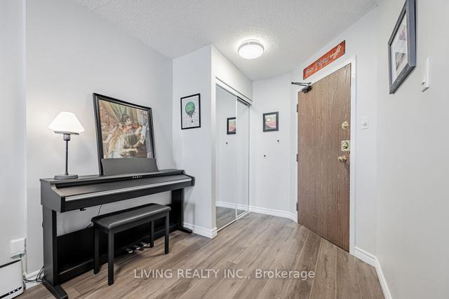 512 - 175 Hunter St E, Condo with 2 bedrooms, 1 bathrooms and 1 parking in Hamilton ON | Image 8