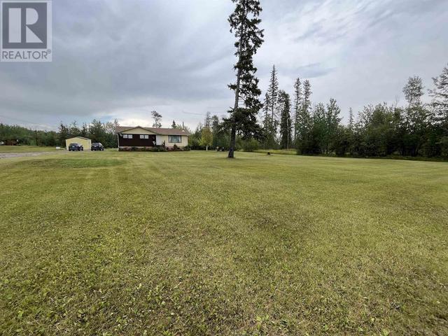 10655 N 97 Highway, House detached with 4 bedrooms, 3 bathrooms and null parking in Peace River B BC | Image 36