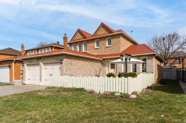35 Corkett Dr, House detached with 3 bedrooms, 4 bathrooms and 4 parking in Brampton ON | Image 1