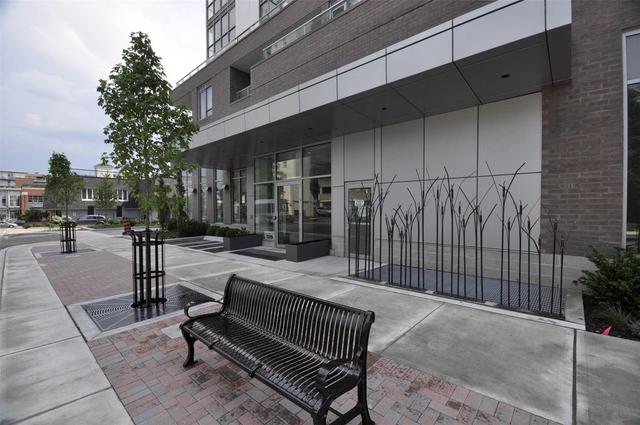 903 - 8 Ann St, Condo with 3 bedrooms, 3 bathrooms and 2 parking in Mississauga ON | Image 2