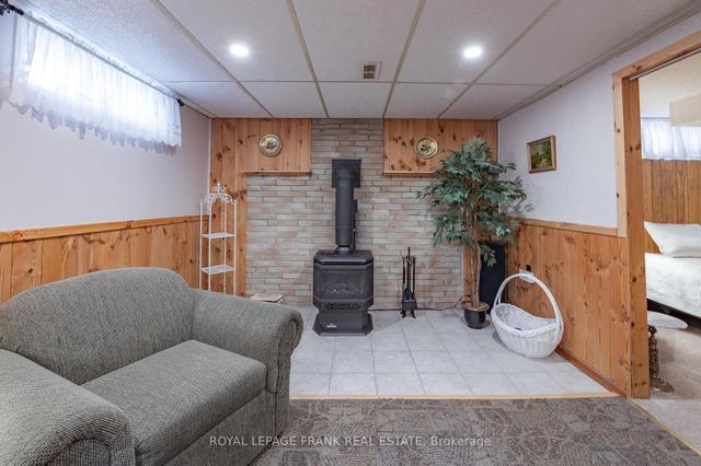 1009 Barnardo Ave, House detached with 3 bedrooms, 2 bathrooms and 6 parking in Peterborough ON | Image 26