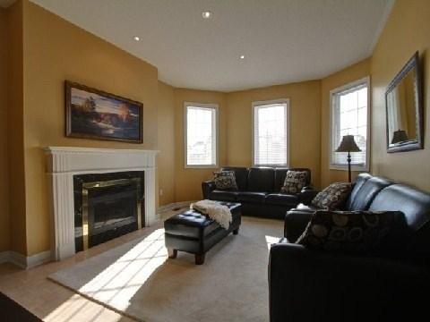 79 Michelle Dr, House detached with 4 bedrooms, 3 bathrooms and 2 parking in Vaughan ON | Image 6