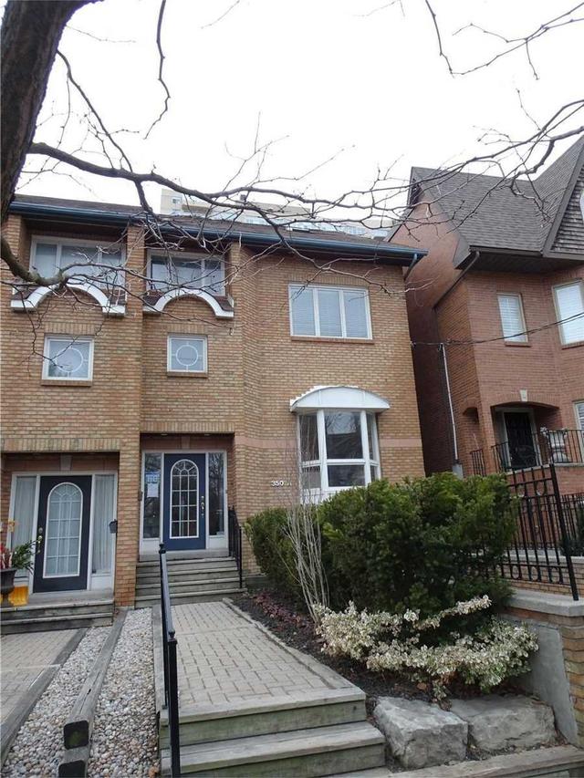 road - 350a Spadina Rd, House semidetached with 3 bedrooms, 4 bathrooms and 2 parking in Toronto ON | Image 12