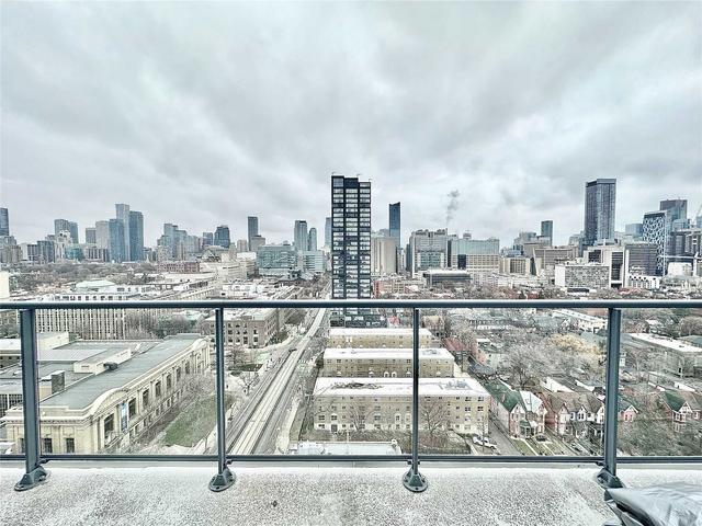 uph08 - 181 Huron St, Condo with 1 bedrooms, 1 bathrooms and 0 parking in Toronto ON | Image 8