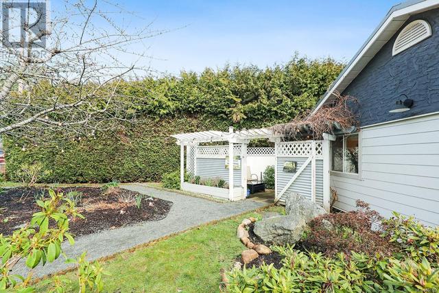 546 Pritchard Rd, House detached with 5 bedrooms, 3 bathrooms and 4 parking in Comox BC | Image 34