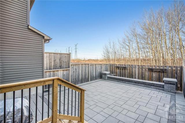 672 Petrichor Crescent, Townhouse with 3 bedrooms, 3 bathrooms and 2 parking in Ottawa ON | Image 25