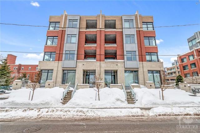 108 - 11 Oblats Avenue, Condo with 2 bedrooms, 2 bathrooms and 1 parking in Ottawa ON | Image 1