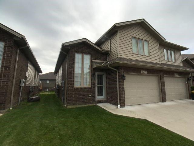 11945 Boulder Cres, House attached with 2 bedrooms, 3 bathrooms and 2 parking in Windsor ON | Image 2