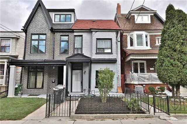 665 Crawford St, House semidetached with 3 bedrooms, 2 bathrooms and 1 parking in Toronto ON | Image 1