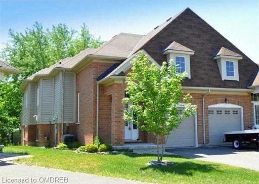 7 Welch Court, House semidetached with 5 bedrooms, 2 bathrooms and 2 parking in St. Catharines ON | Image 1