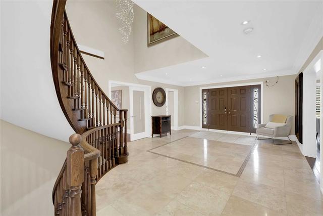 27 Dorwood Crt, House detached with 4 bedrooms, 5 bathrooms and 20 parking in Vaughan ON | Image 9
