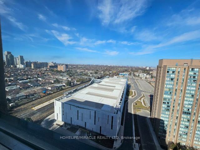 ph3 - 135 Hillcrest Ave, Condo with 2 bedrooms, 2 bathrooms and 1 parking in Mississauga ON | Image 11