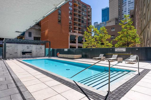 ph 01 - 2a Church St, Condo with 3 bedrooms, 2 bathrooms and 1 parking in Toronto ON | Image 26