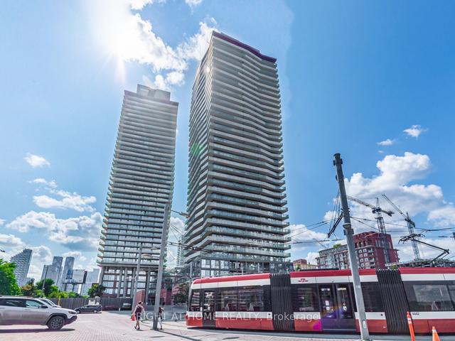 607 - 390 Cherry St, Condo with 2 bedrooms, 2 bathrooms and 1 parking in Toronto ON | Image 1