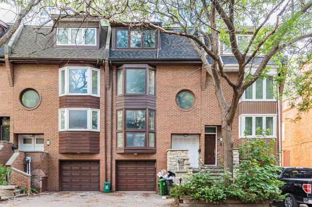 197 Mutual St, House attached with 5 bedrooms, 4 bathrooms and 1 parking in Toronto ON | Image 1