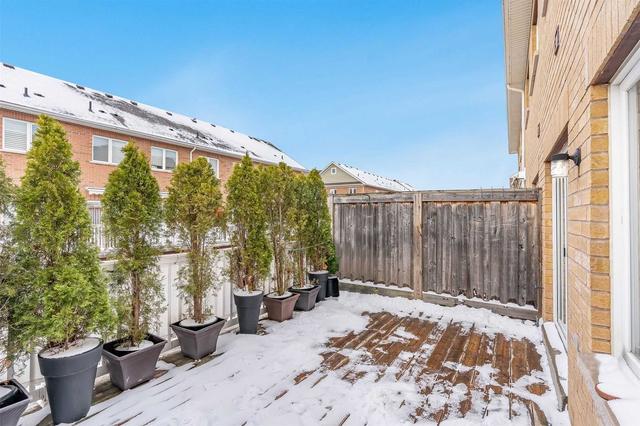 20 Montclair Mews, Townhouse with 3 bedrooms, 3 bathrooms and 4 parking in Collingwood ON | Image 14