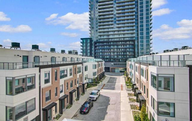 th40 - 1050 Portage Pkwy, Townhouse with 3 bedrooms, 2 bathrooms and 1 parking in Vaughan ON | Image 20
