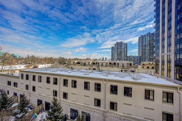 755 - 5 Everson Dr, Townhouse with 2 bedrooms, 2 bathrooms and 1 parking in Toronto ON | Image 27