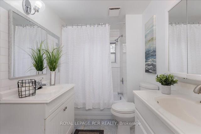 21 Pharmacy Ave, House semidetached with 3 bedrooms, 2 bathrooms and 2 parking in Toronto ON | Image 11
