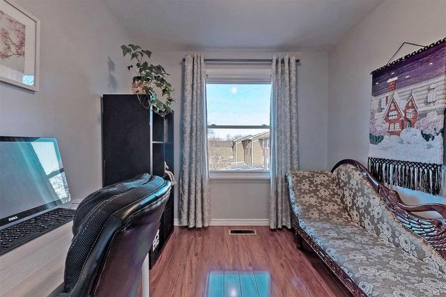 52 Eden Park Dr, Townhouse with 3 bedrooms, 2 bathrooms and 2 parking in Brampton ON | Image 11
