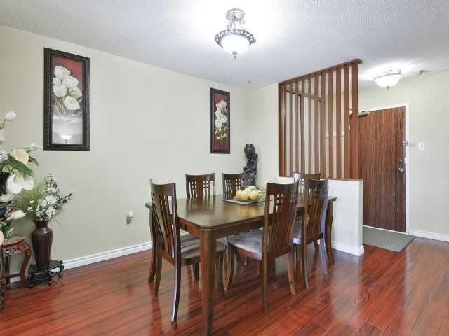 201 - 21 Knightsbridge Rd, Condo with 3 bedrooms, 2 bathrooms and 1 parking in Brampton ON | Image 11