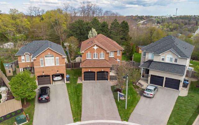 98 Gray Park Dr, House detached with 4 bedrooms, 3 bathrooms and 6 parking in Caledon ON | Image 35